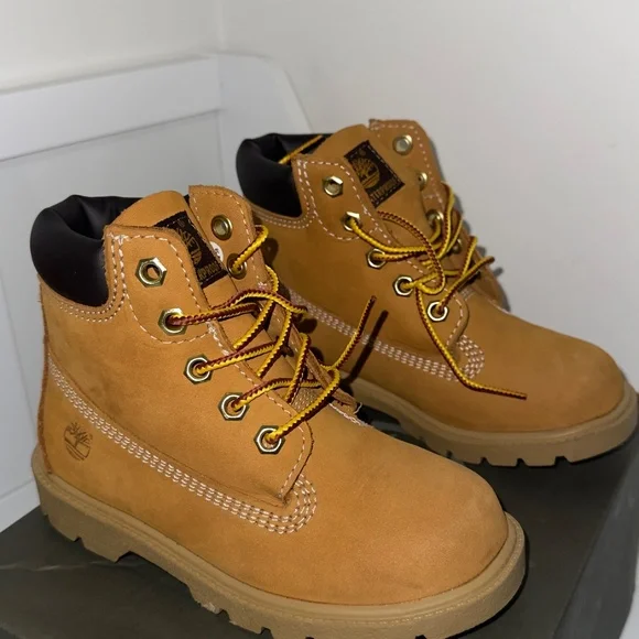 Shoes - Picture 2 of 2